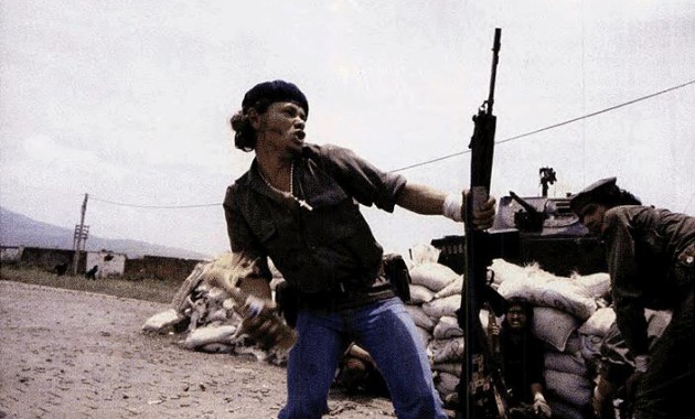 molotovman_susan-meiselas