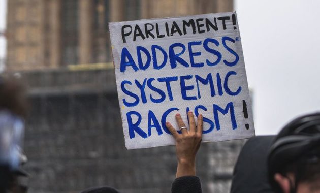 Unsplash_James Eades Protestors take part in a Black Lives Matter demonstration in central London